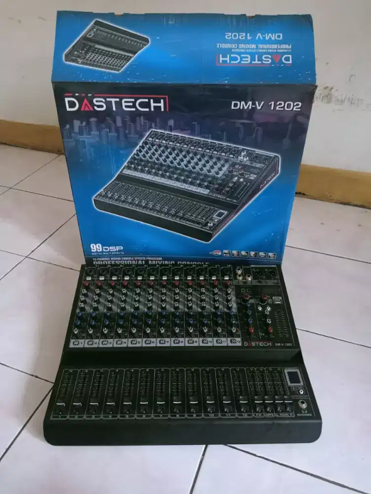 Mixer 12cenel efek digital joss normal mulus