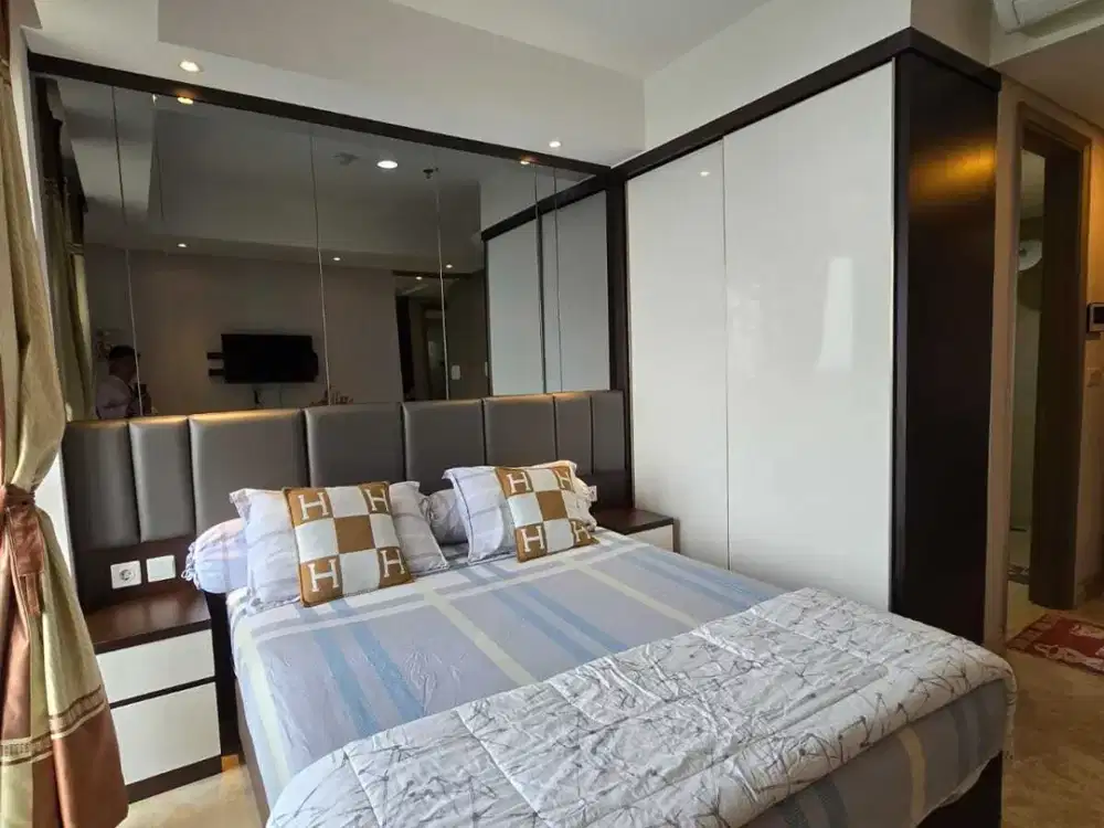 Disewa Apartemen Gold Coast Pik studio, full furnished interior, sea v