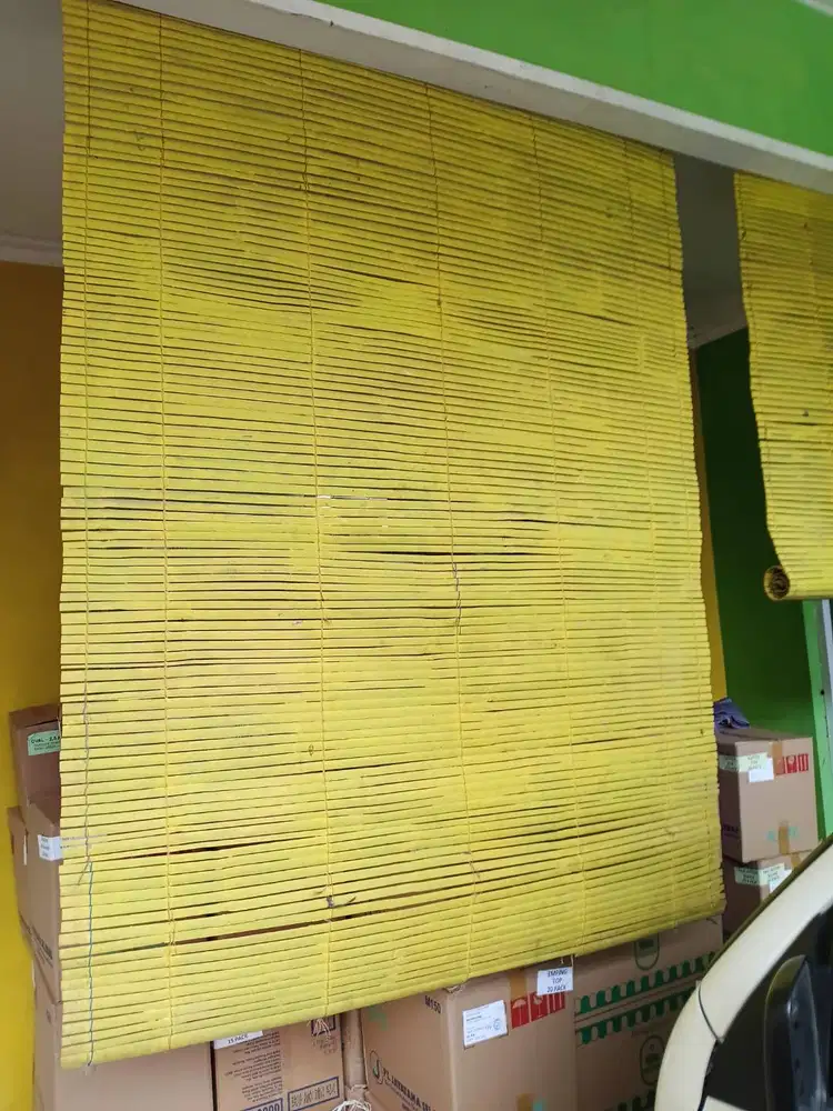 krei tirai bambu TUA  bagus TIDAK LAPUK  SUDAH DICAT