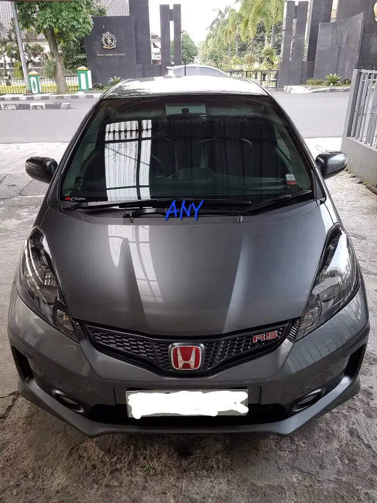Individu - Honda Jazz GE8 2013 Abu