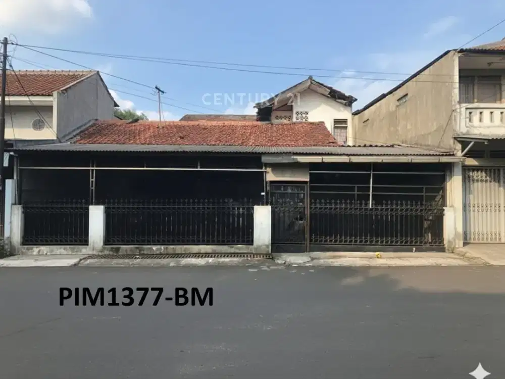 Dijual Rumah Tua Hitung Tanah Lokasi Strategis