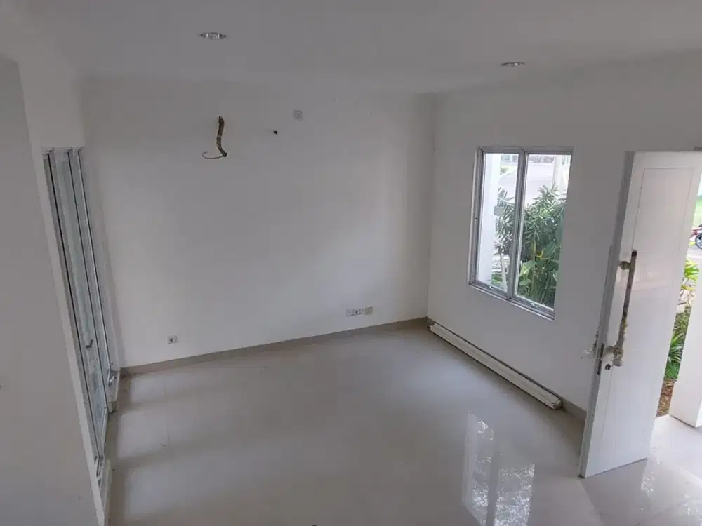 Disewakan Cepat Rumah Bagus Lebar 8 Cluster Thames, Jakarta Garden City, Cakung, Jakarta Timur, 030