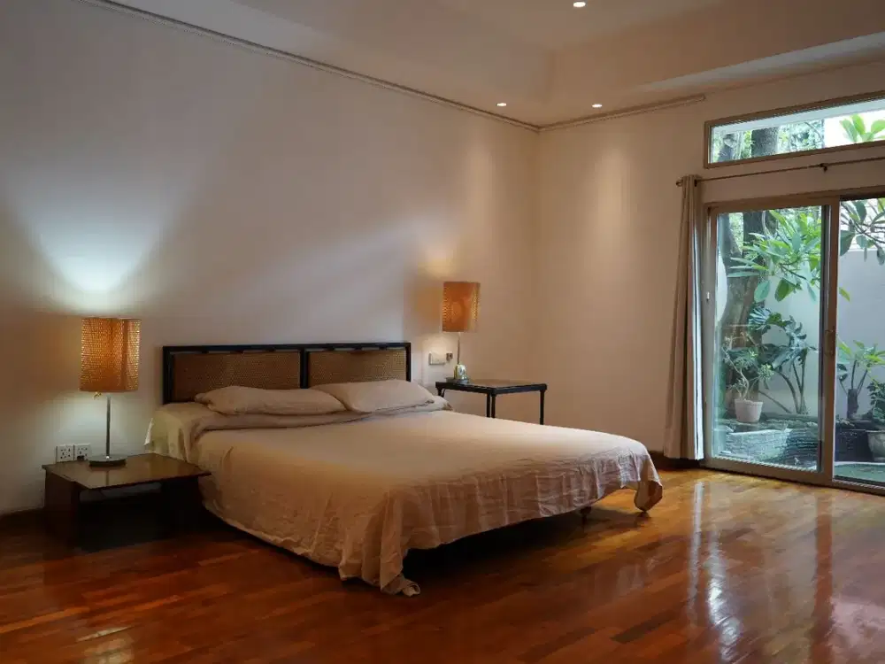 Disewakan Property Highlights Widya Chandra Residence SCBD Jakarta Selatan