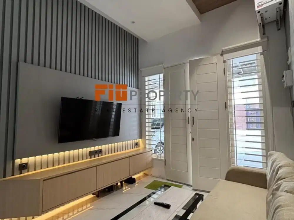 DI JUAL RUMAH SIAP HUNI DENGAN NUANSA MODERN
