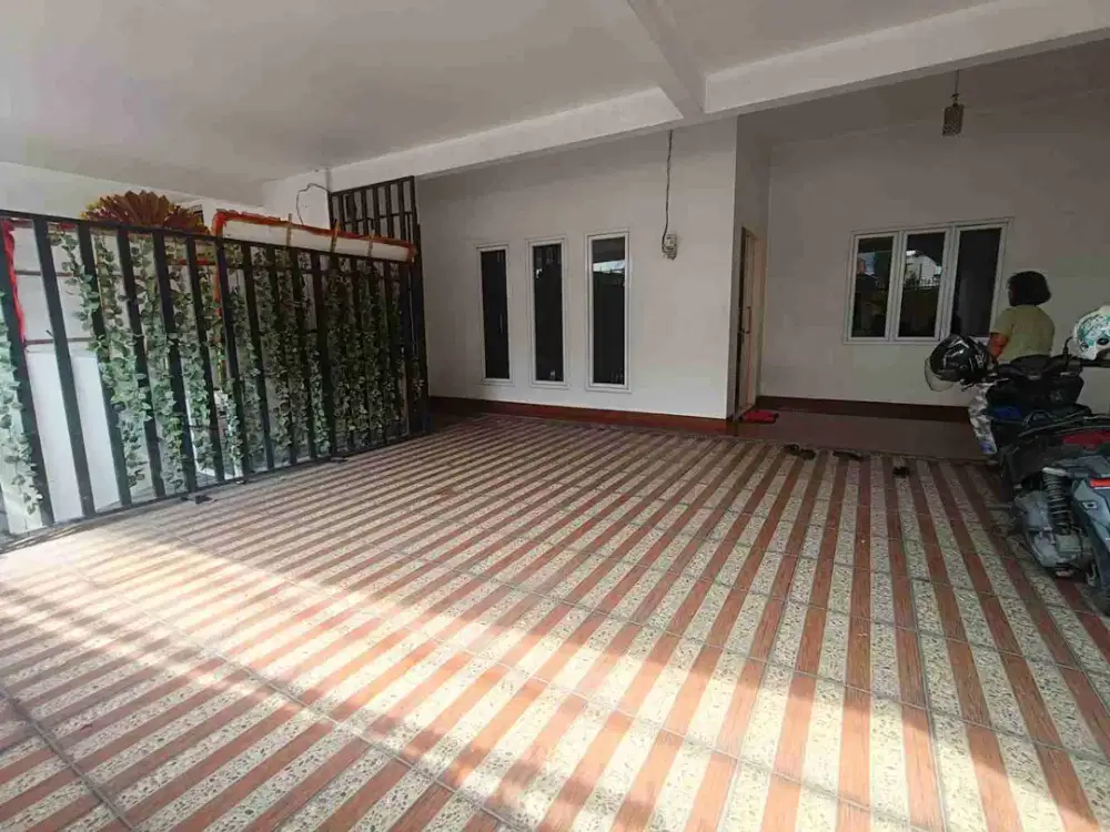 Disewakan Rumah Rapih Siap Huni 1 Lt di Kp Ambon Jakarta Timur