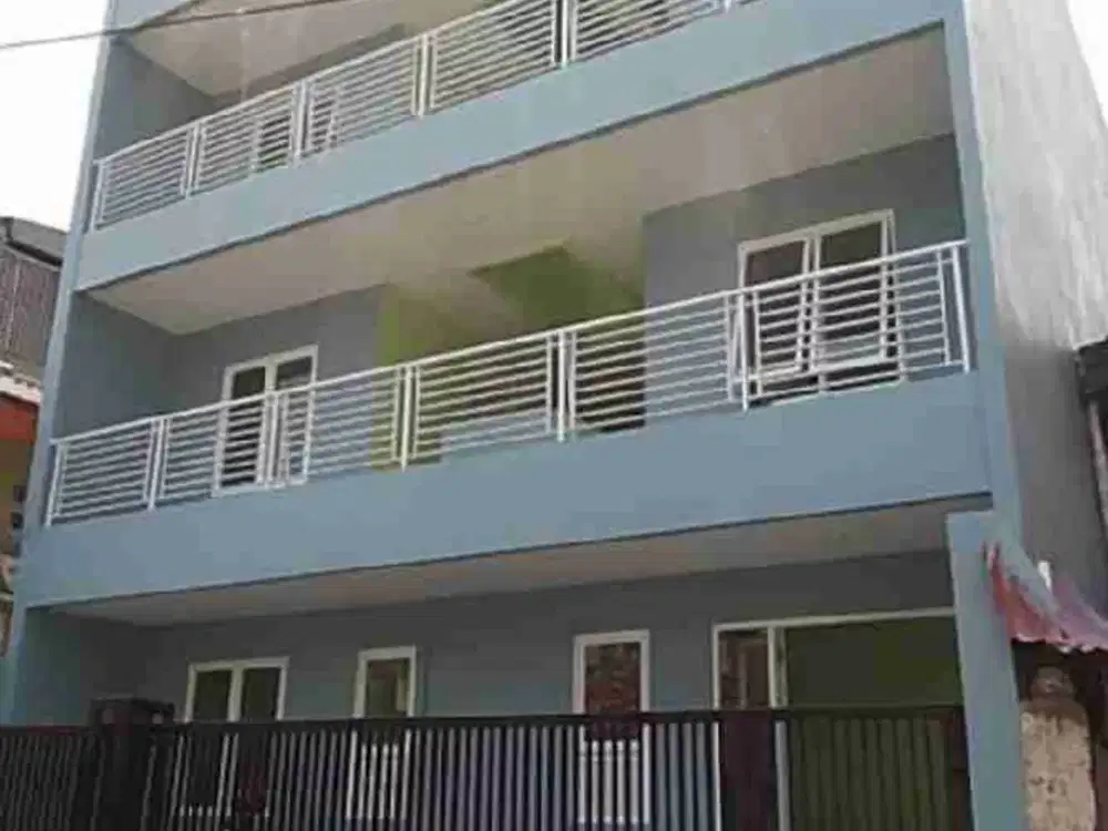 JUAL CEPAT KOST BUNGUR JAKARTA PUSAT 3 LANTAI FULL BETON HEN