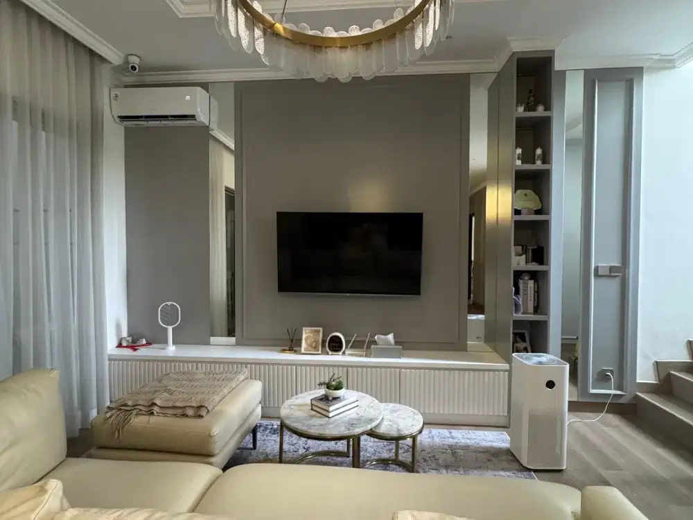 Dijual Rumah PIK2, 10x15, 2 lantai, Semi Furnish Interior, SHM