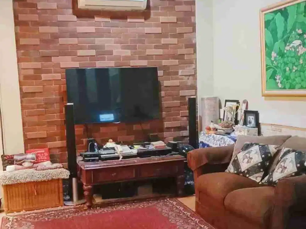 Jual Rumah di Pusat Kota Bandung Komplek Sukaluyu sayap Riau