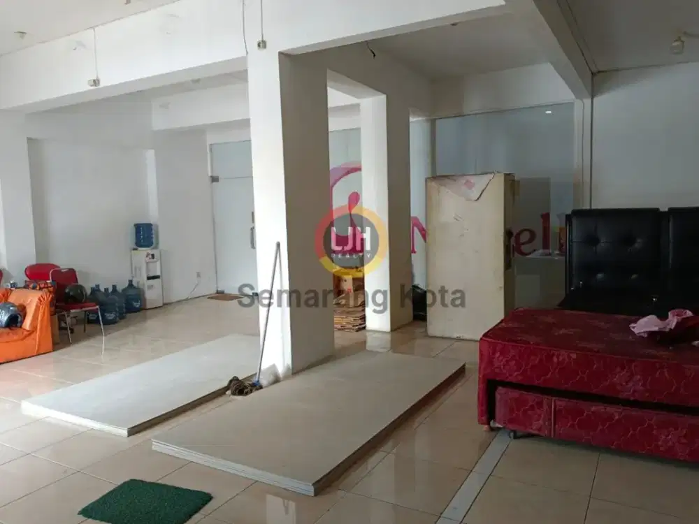 RUKO STRATEGIS DI JL. TENTARA PELAJAR