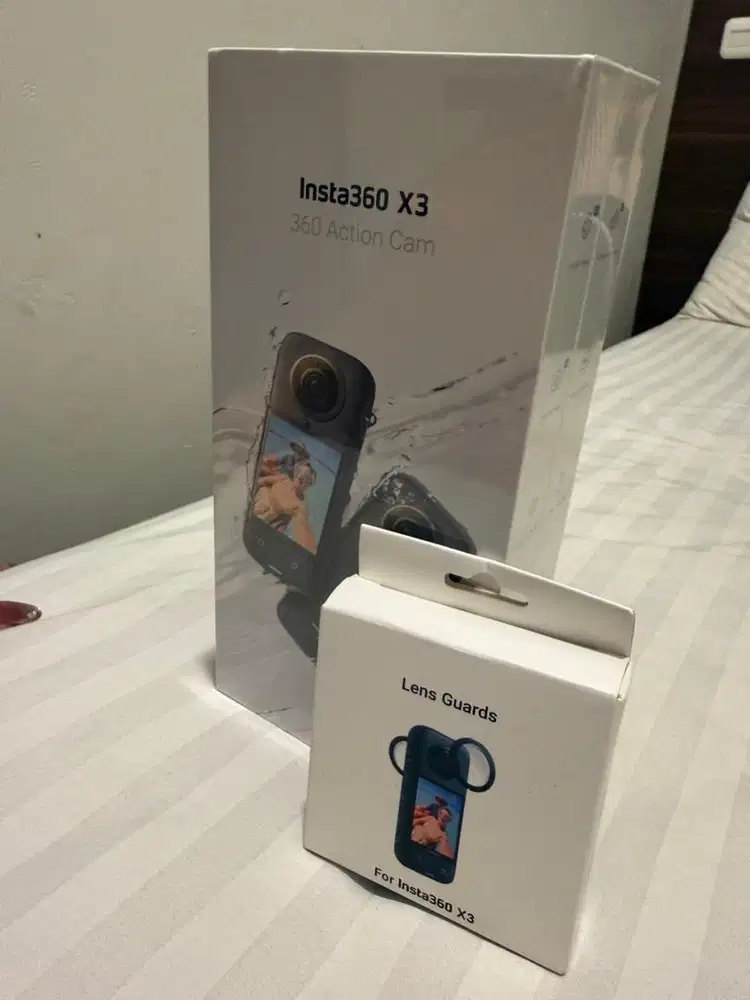 Di jual kamera insta360 X3 new segel plus lensguard