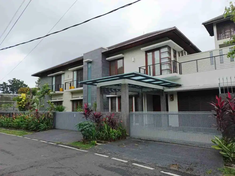 DiJual Rumah Moderen Cilandak Pondok Labu.