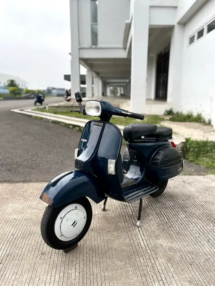 Vespa P150 SERA