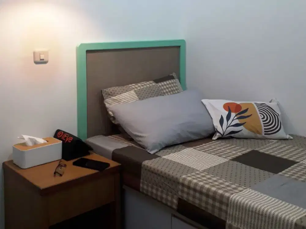 Kost Bohemian Style, NEW!, AC + Fully Furnished, strategis dekat Slipi & Tomang