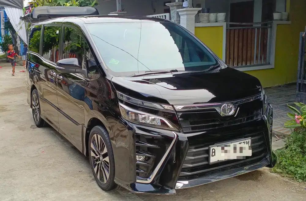 Toyota Voxy 2018 Bensin