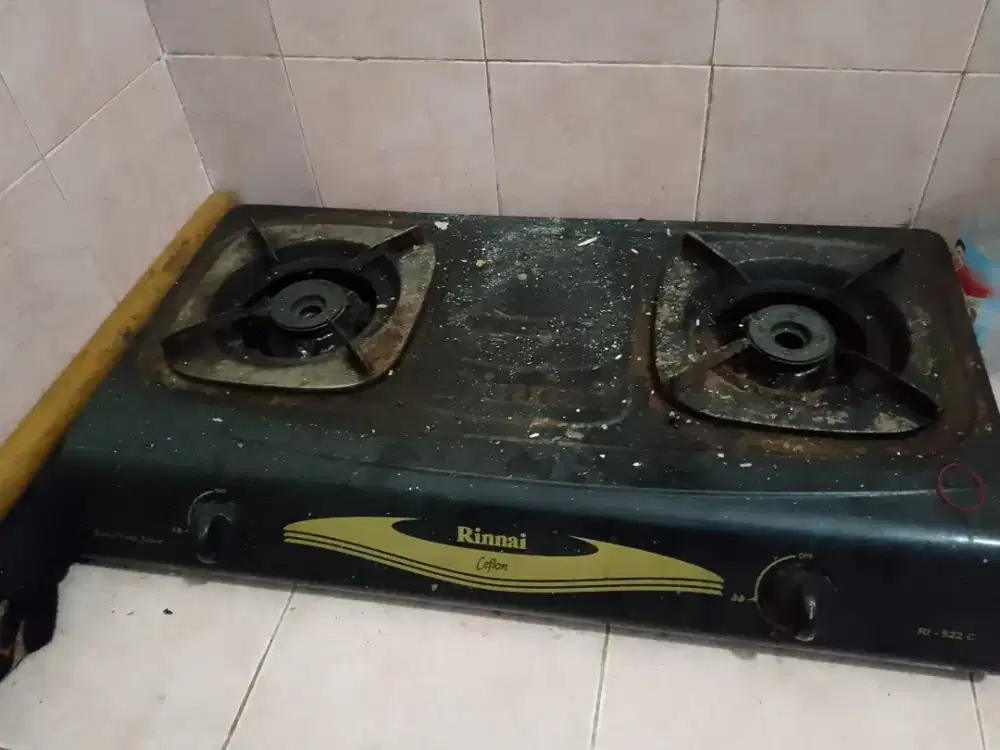 kompur 2 tungku merk rinnai