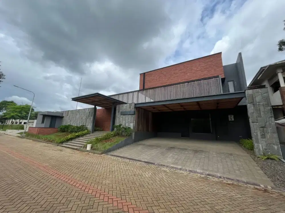 RUMAH MEWAH SIAP HUNI DI TANGERANG SELATAN