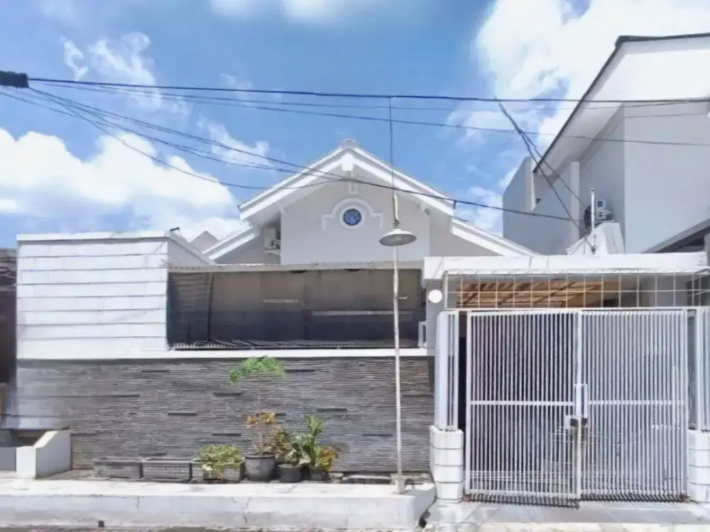 Rumah Wiguna Tengah STRATEGIS, SIAP HUNI, SEMI FURNISHED