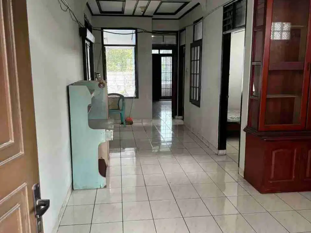 Disewakan Rumah Luas di sayap Pasteur