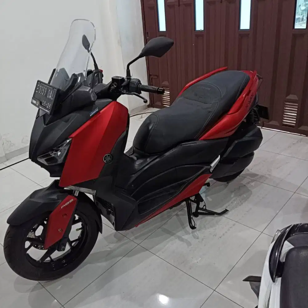 XMAX 2021 LW KM SEPERTI BARU