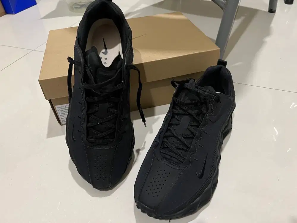 Nike Ava Rover Anthracite Hitam Size 42