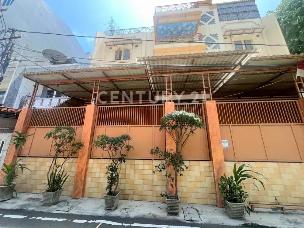 TURUN HARGA RUMAH NYAMAN 3.5LT DI BUNGUR DEKAT PENGADILAN NEGERI