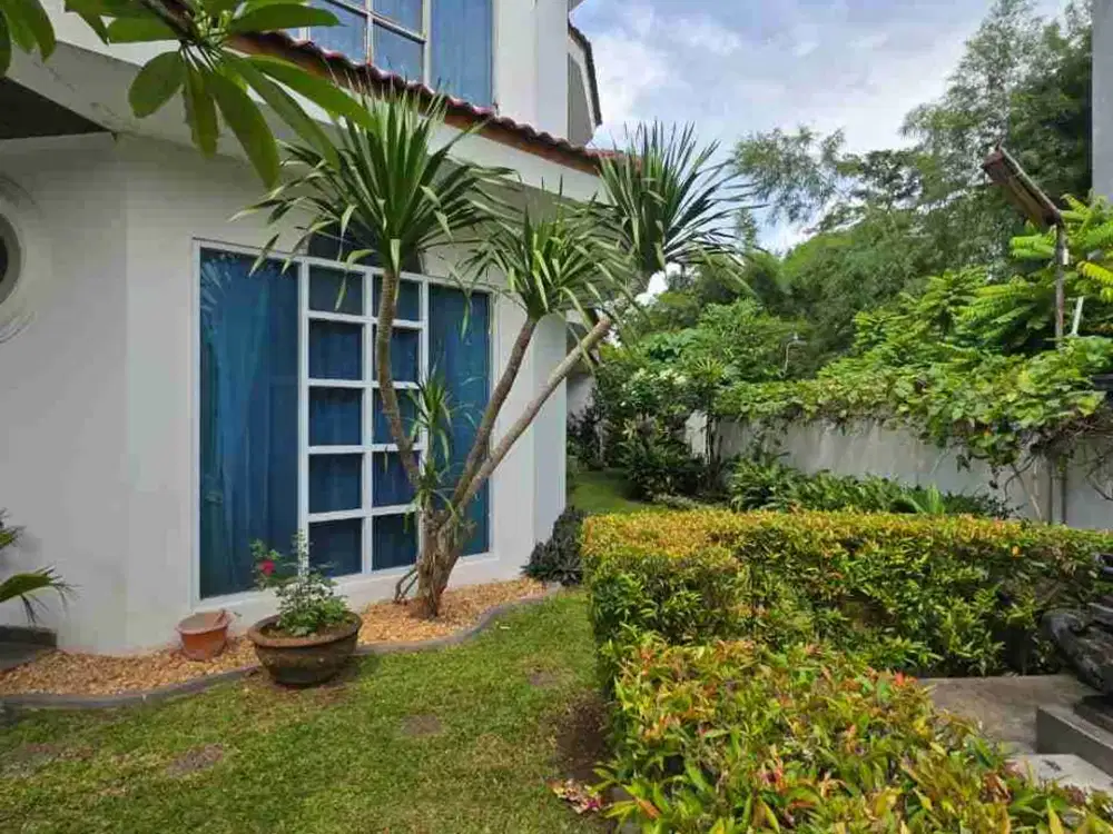 Rumah Halaman luas di Kebayoran lama Jakarta Selatan