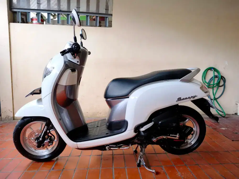 Honda Scoopy Stylish 2020 Putih Glowing Siap Pakai