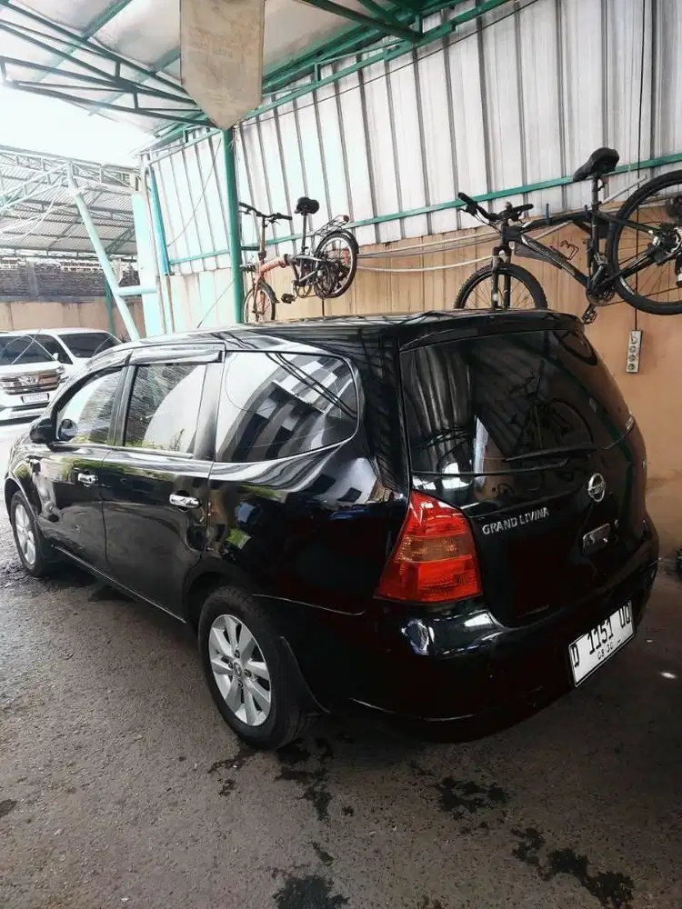 Dp 10 jt Nissan Grand livina SV 1.5 Manual  2013