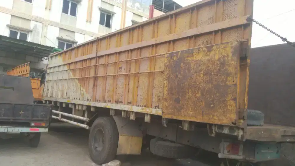 fuso fighter 2006 HD