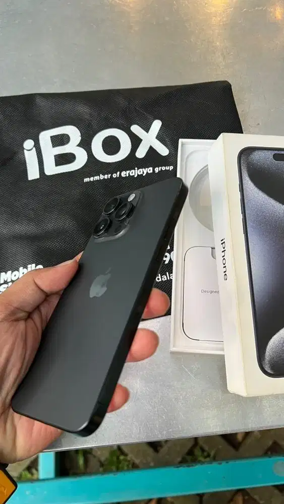 Iphone 15 pro max 512GB ibox digimap baterai 85% nett Rp 15.5 Juta