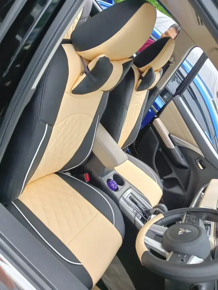 Pusat sarung jok mobil