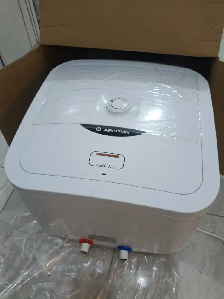 Water Heater merk ARISTON AN2 B 30L