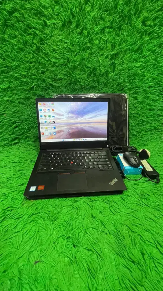 LENOVO THINKPAD E480 versi DUAL GRAPHICS.kondisi mulus dan normal