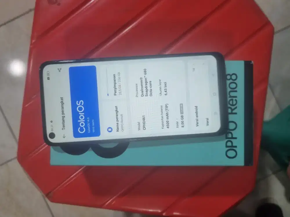 Oppo Reno 8 ,  8/256 NFC