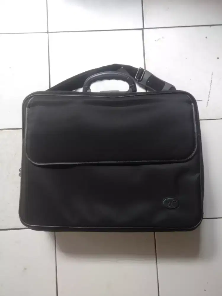 Jual Tas Koper Hitam Like New