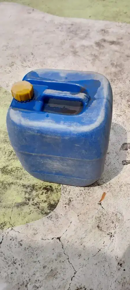 Jerigen Galon Air Biru