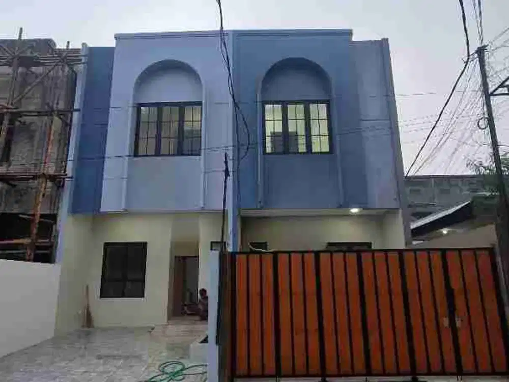 HUNIAN BARU 2 LANTAI FREE AC AKSES MASUK 2 MOBIL