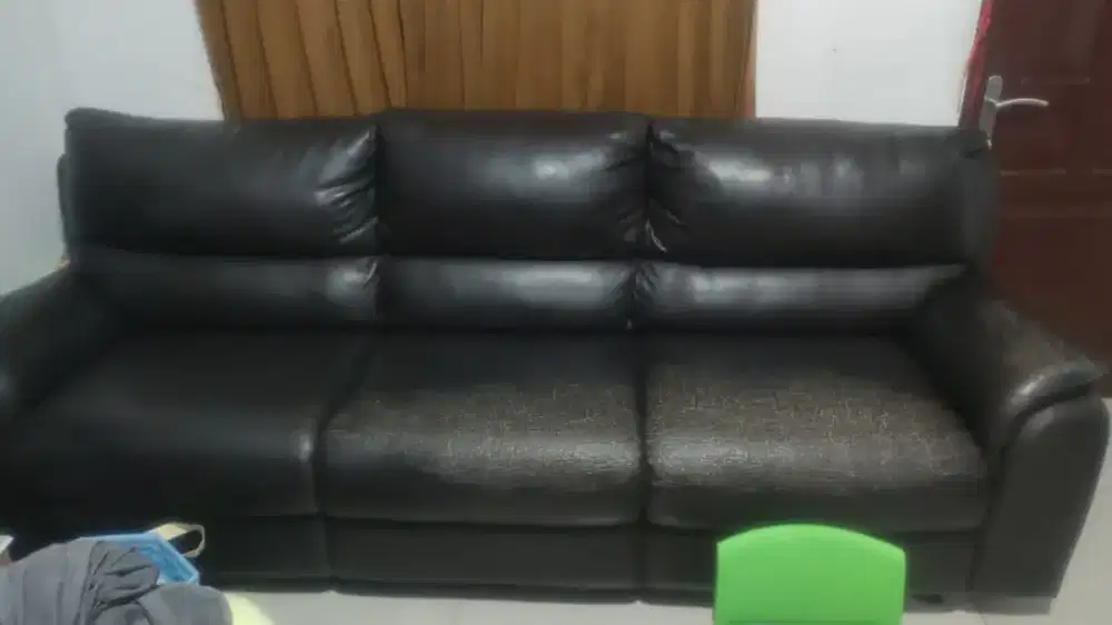 Sofa jumbo besar 3 seat bahan Oscar