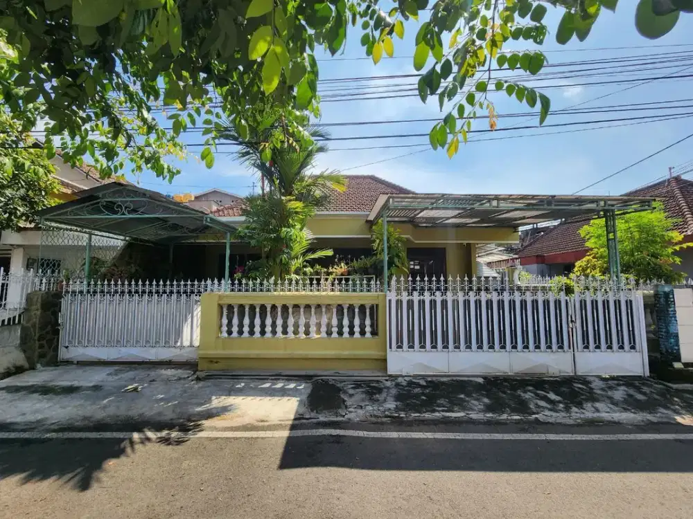 Rumah dan KosAkses Mudah di Bareng Klojen Malang Area Strategis