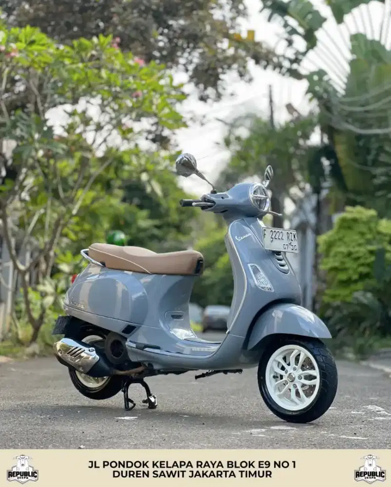 JUAL CEPAT PIAGGIO LX 125 IGET LED THN 2025 PERFECT CONDITION