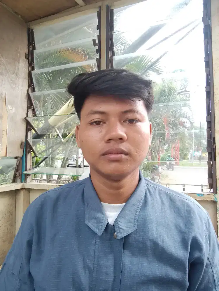 sedang mencari pekerjaan