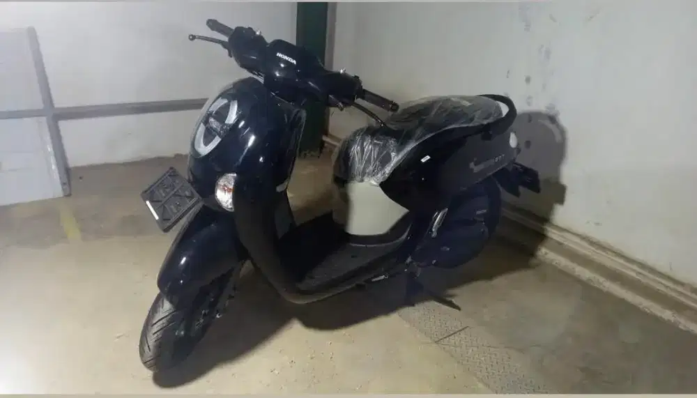 HONDA SCOOPY FASHION BLACK