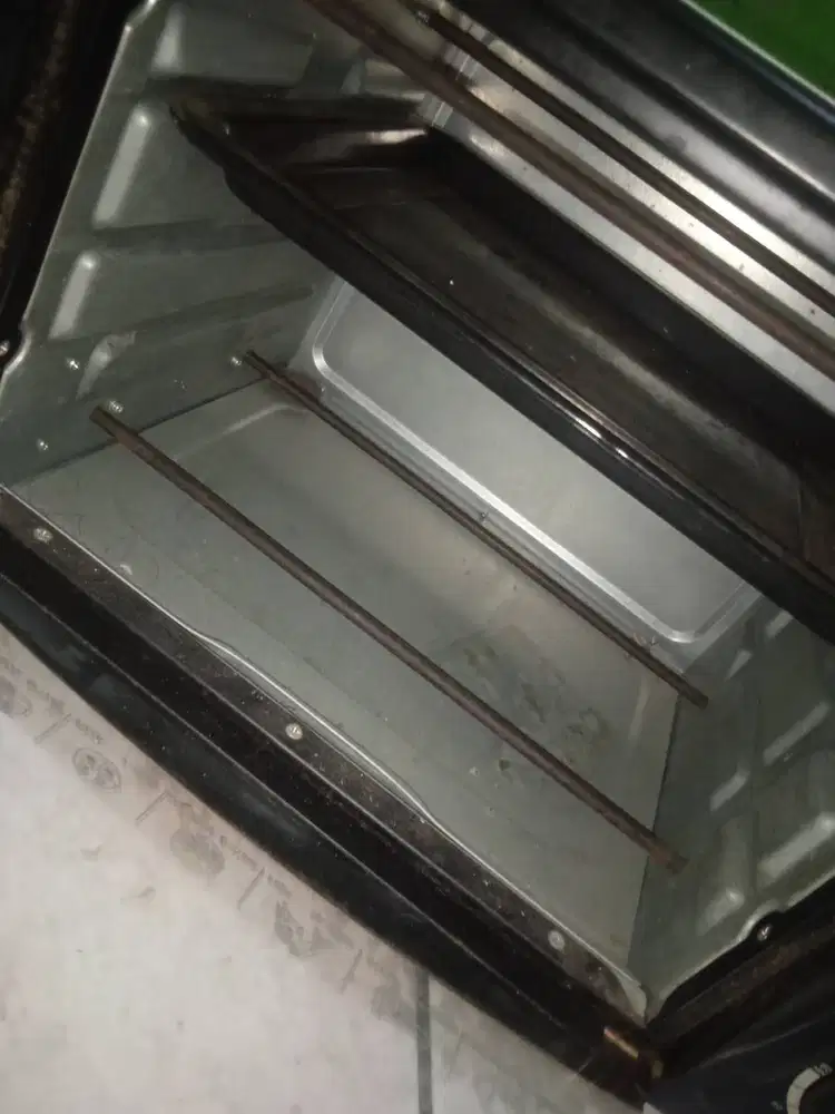 Oven merek kirin wa (0878 3440 0690)