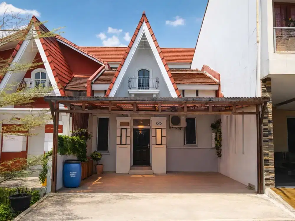 DIJUAL CEPAT RUMAH 2 LANTAI SIAP HUNI BAGUS MURAH HARGA NEGO SENTUL CITY SSR904