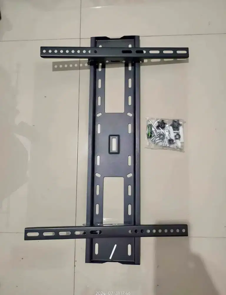 Braket gantungan tv/bracket tv/briket tv/breket tv