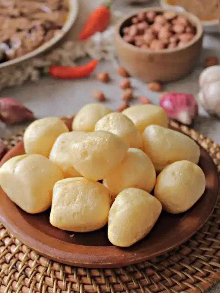 Dicari tenaga kerja wanita untuk bagian jaga toko makanan