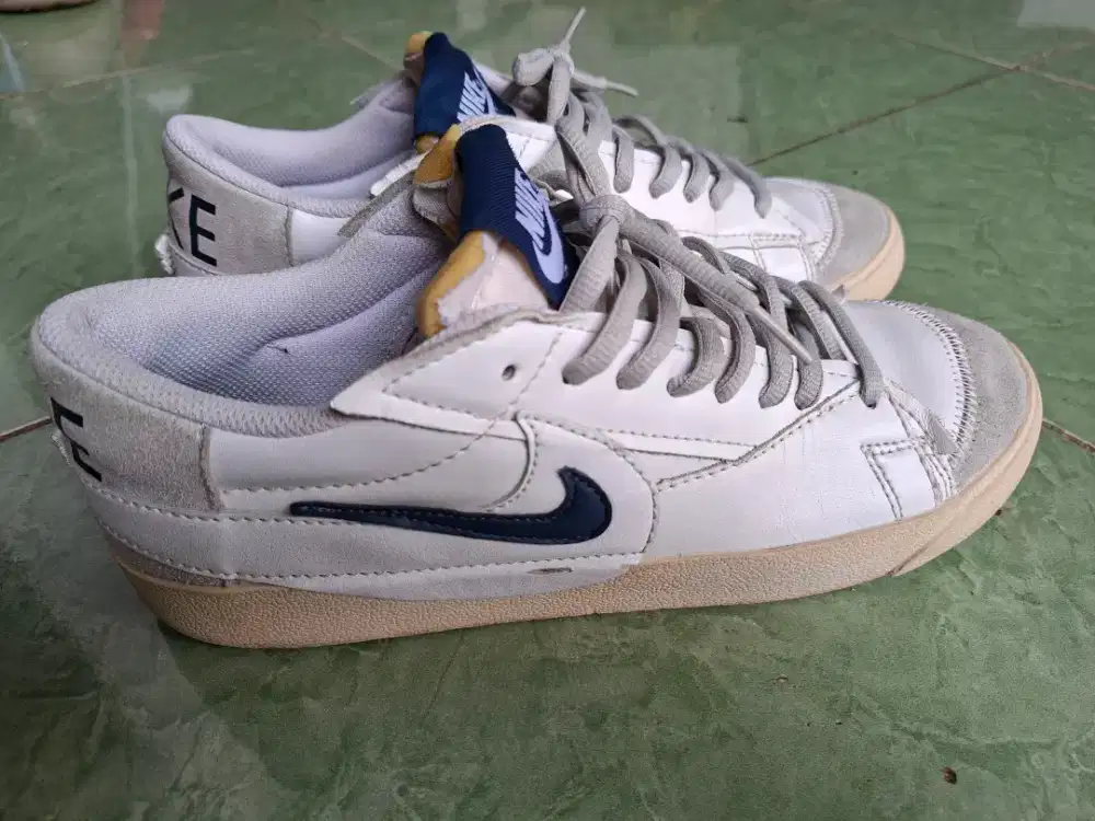 Sepatu second nike blazer sz 45