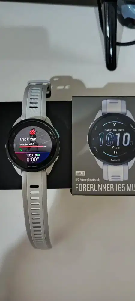 Garmin Forerunner 165 Music Mint Condition