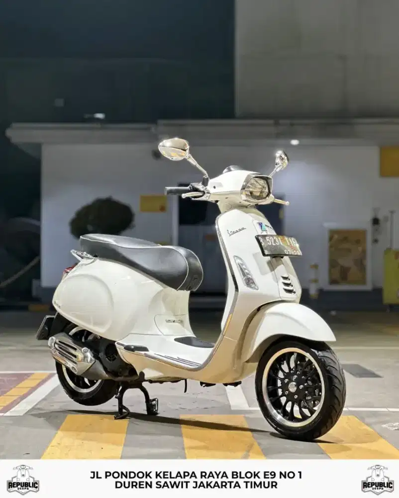 DIJUAL VESPA SPRINT 150 IGET ABS LED THN 2021 PERFECT CONDITION