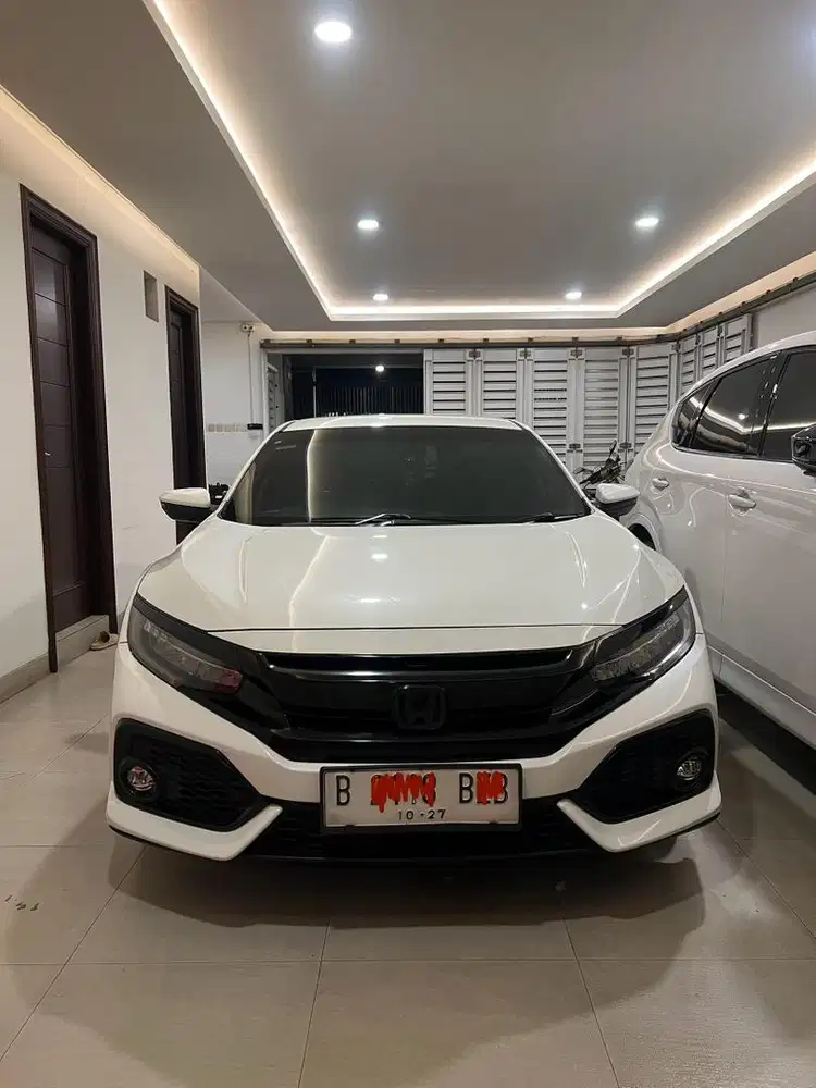 CIVIC HATCHBACK E 2017 - Pemakaian Pribadi CASH